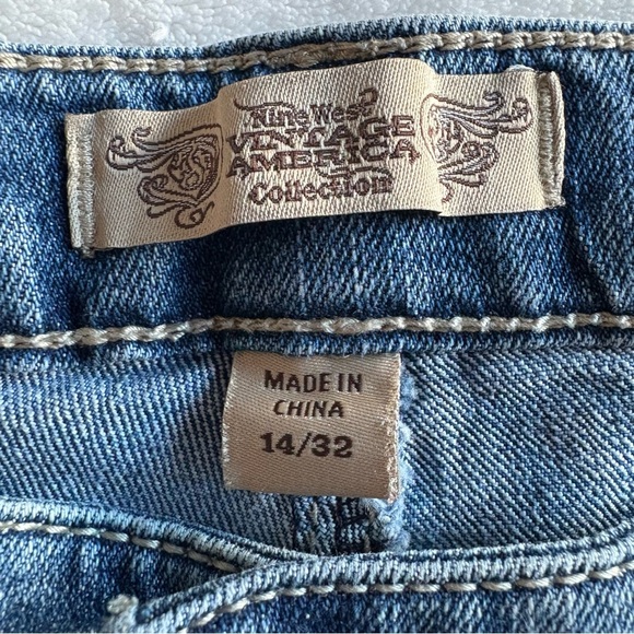 Nine West Vintage America Blue Denim Mid-rise Jean Shorts - 90s Y2K - Picture 3 of 17